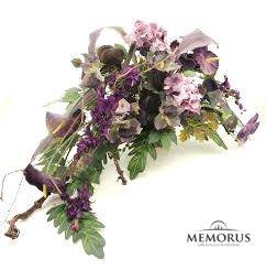 Dirbtinės violetinių gėlių šakelės laidotuvėms
