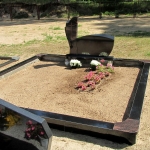 Kapo nuotrauka prieš kapų tvarkymą ir kapavietės įrengimą Panevėžyje