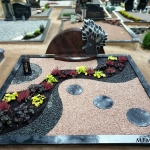 kapo tvarkymas su granito dekoracijomis ir dvieju spalvu skaldele